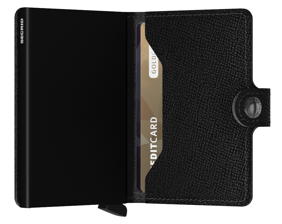 SECRID Men's Miniwallet Crisple In Black Close Up