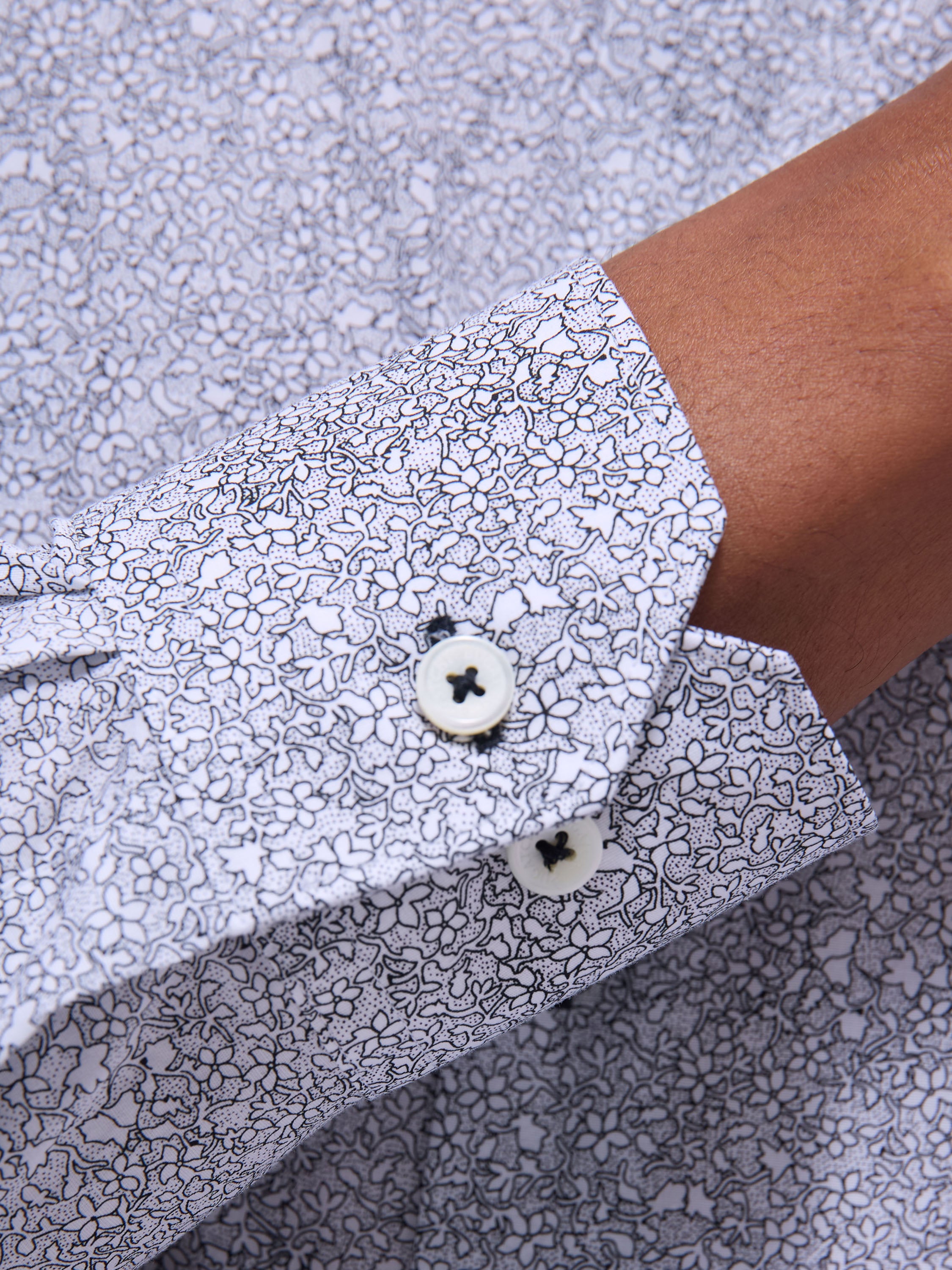 L/S Bugatchi Axel Woven Shaped