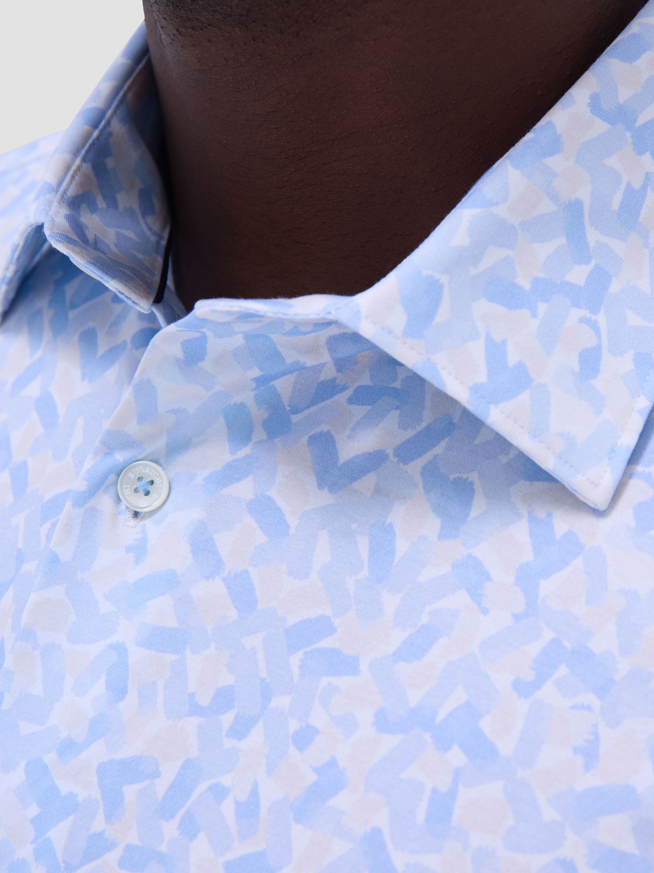 L/S Bugatchi Ooohcotton James Shirt For Men In Air Blue Close Up