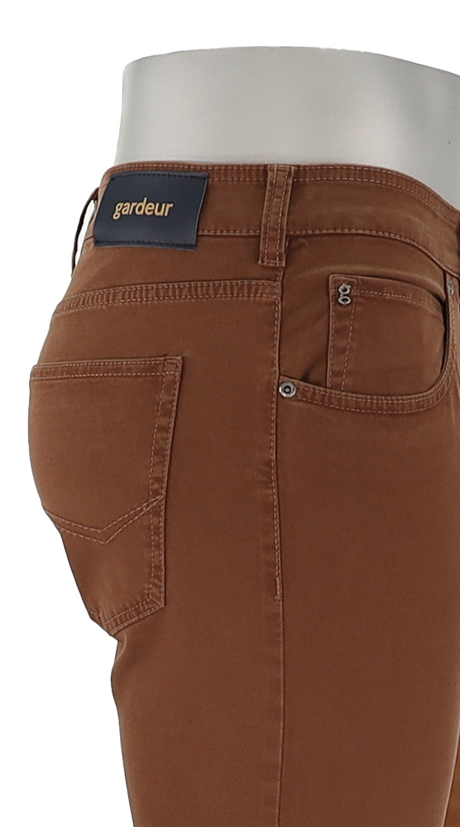 Gardeur Bill Men’s Modern Fit Solid Cotton Pant in Rust Brown Close Up
