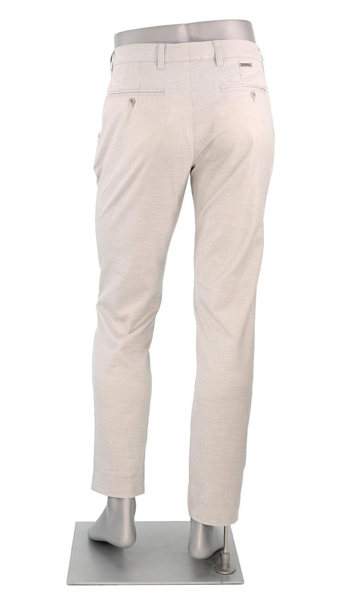 Alberto Lou Pant, Soft Sand – view 3