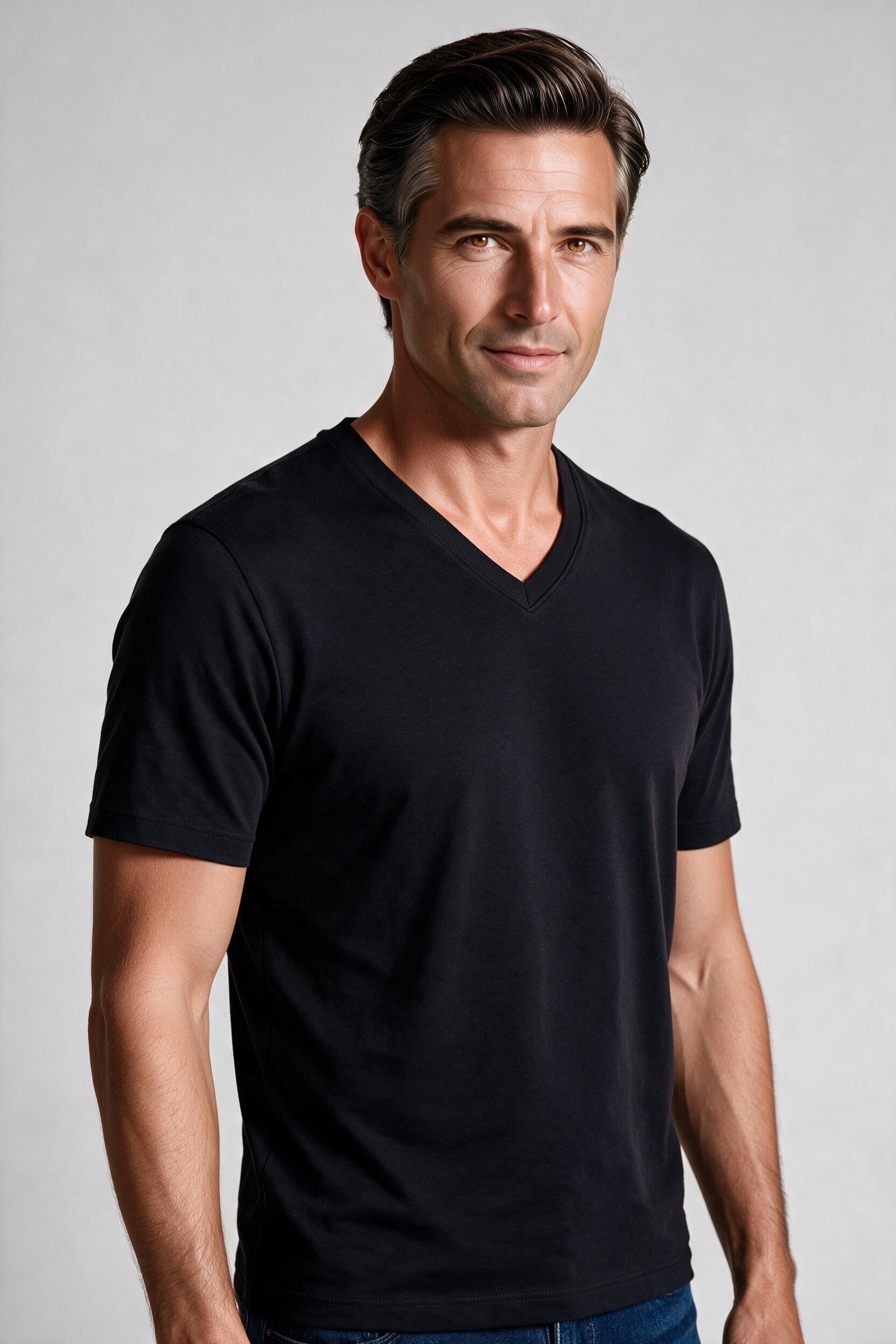 Raffi Aqua Cotton Noah V-Neck Tee in Black – close-up #Color_Black