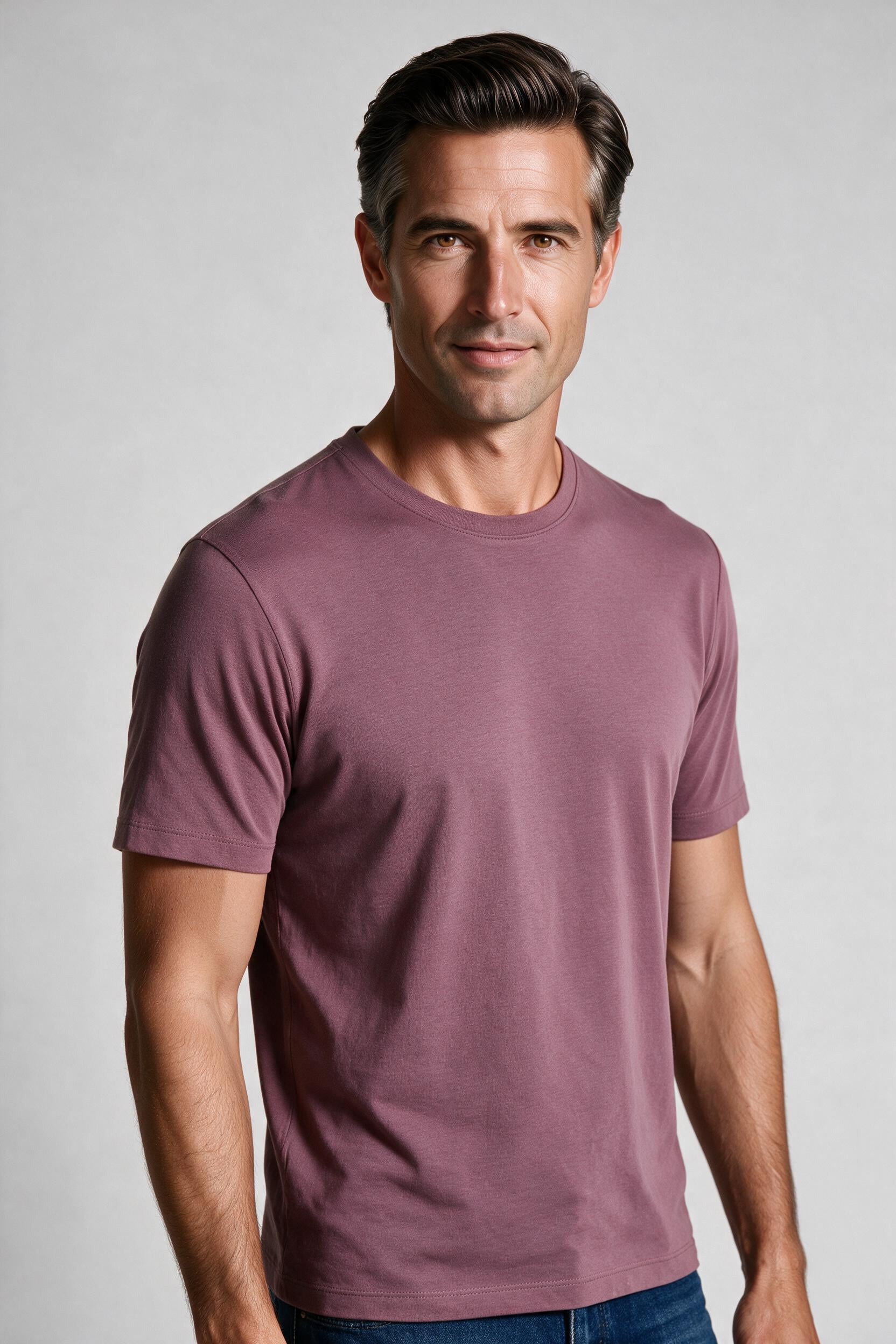 Raffi Aqua Cotton Lafayette Crew Neck Tee in Plum – close-up | Mondo Uomo Naples FL #Color_Plum