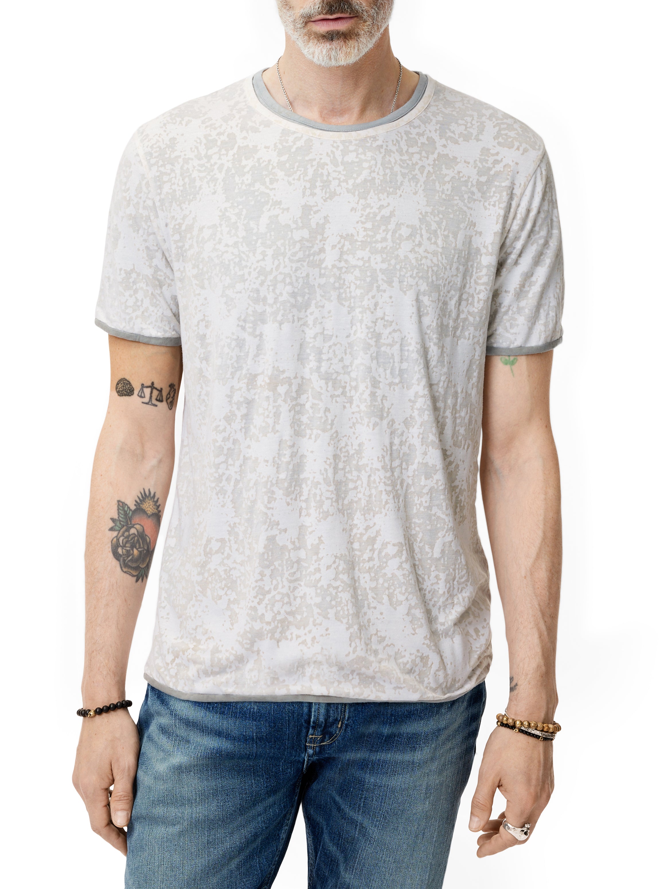 John Varvatos Reyes Men's Reversable Burnout Crew In White On Model - Mondo Uomo