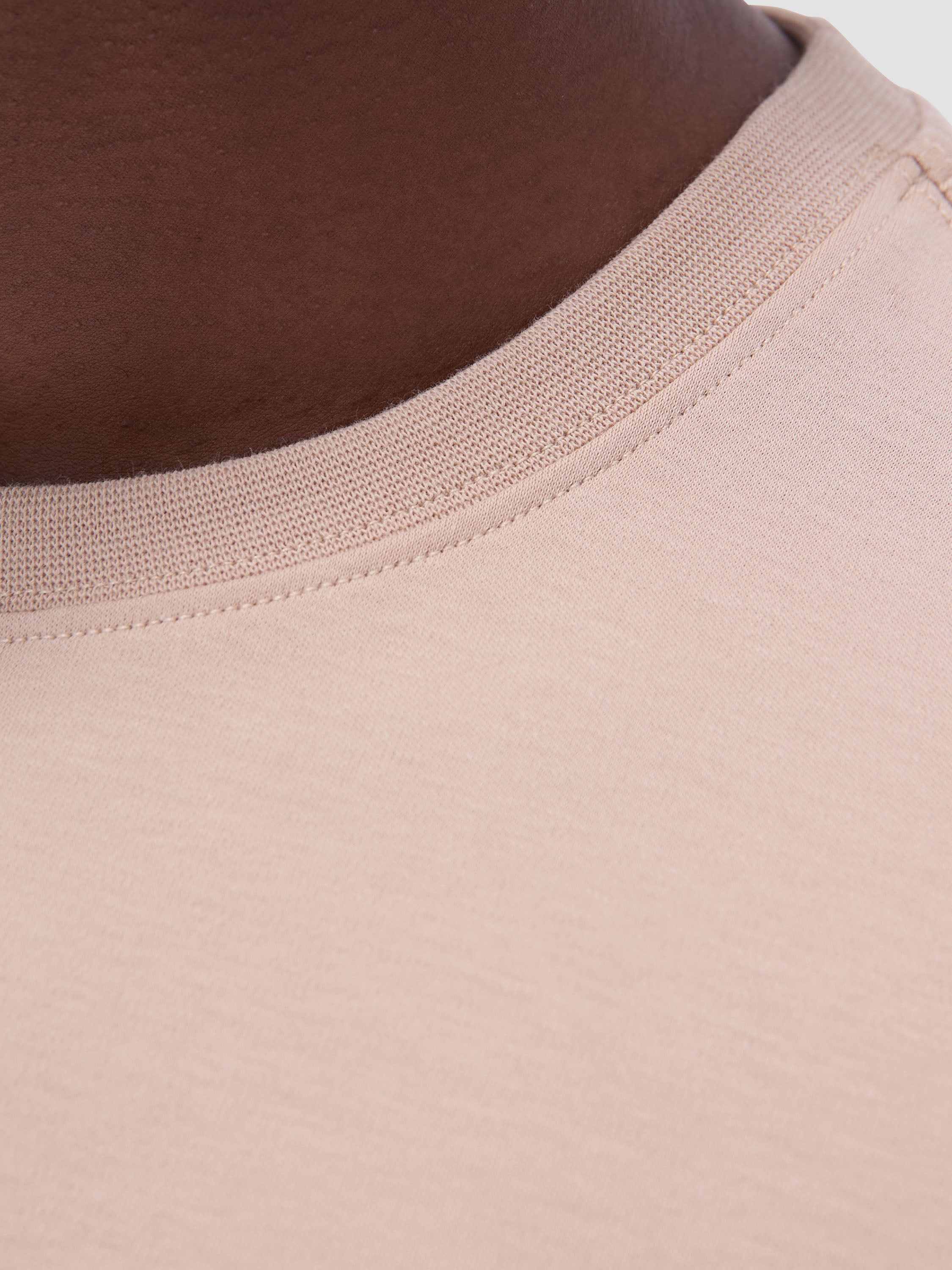 Bugatchi Men's Sort Sleeve Hank Pima Crew Neck In Sand Color Close Up