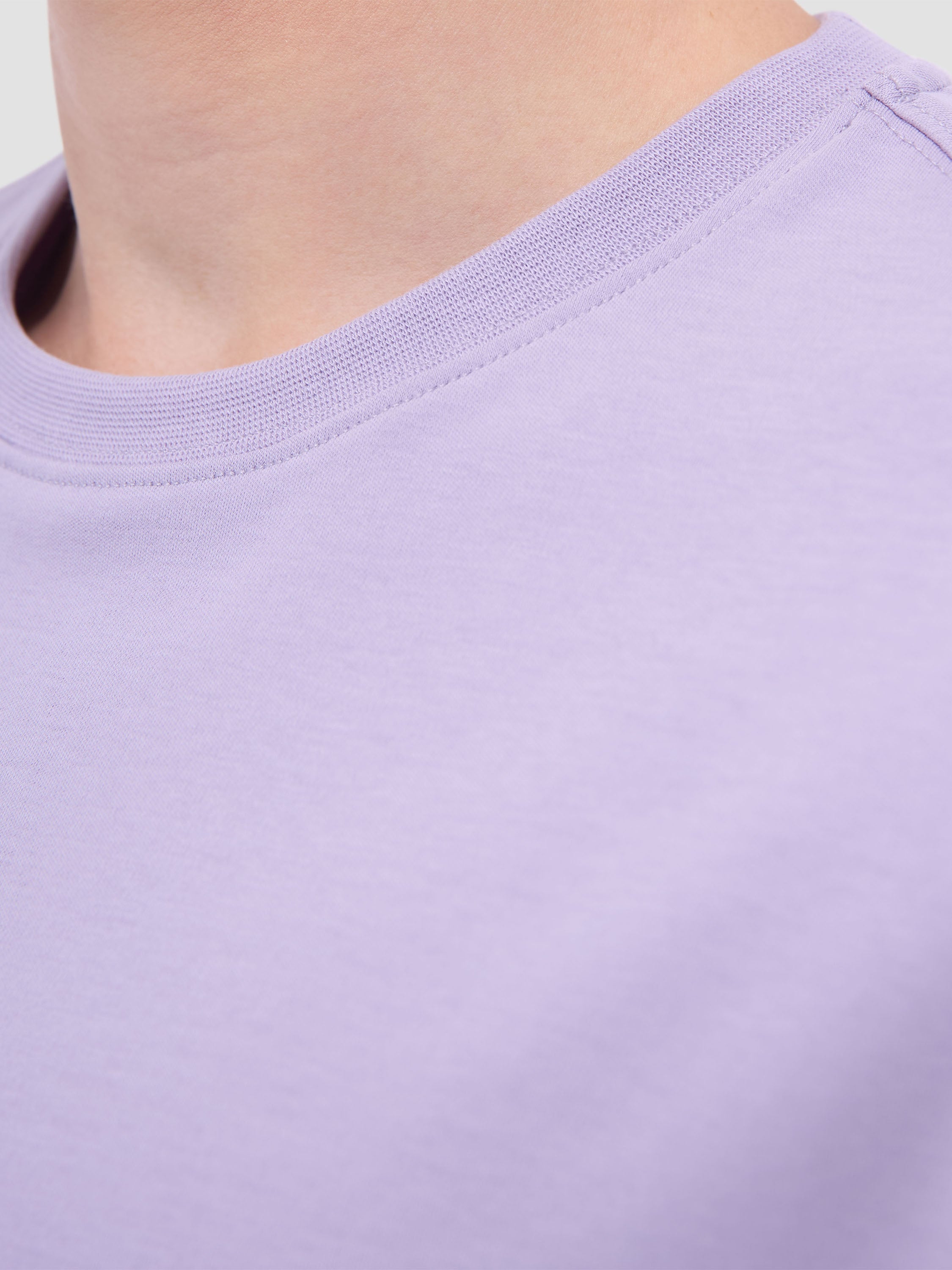 Bugatchi Men's Sort Sleeve Hank Pima Crew Neck In Lilac Close up