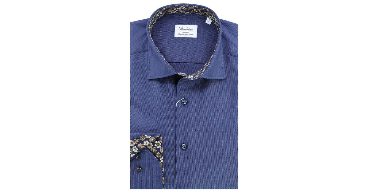 8 Best Practices for Men’s Travel Attire