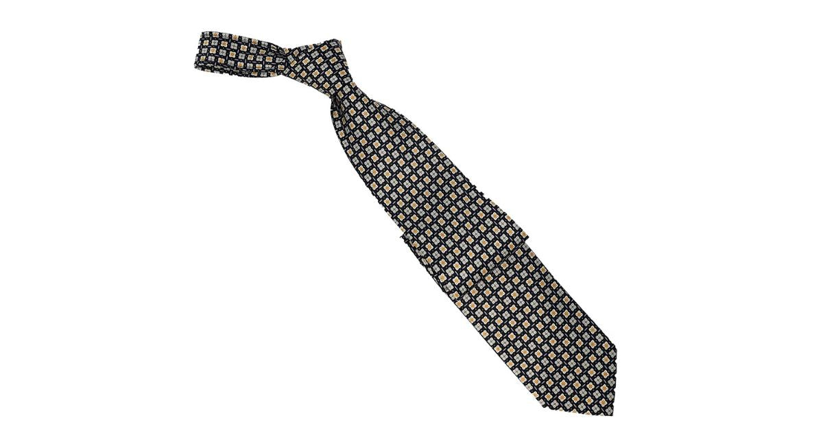 What To Consider When Buying a Luxury Necktie