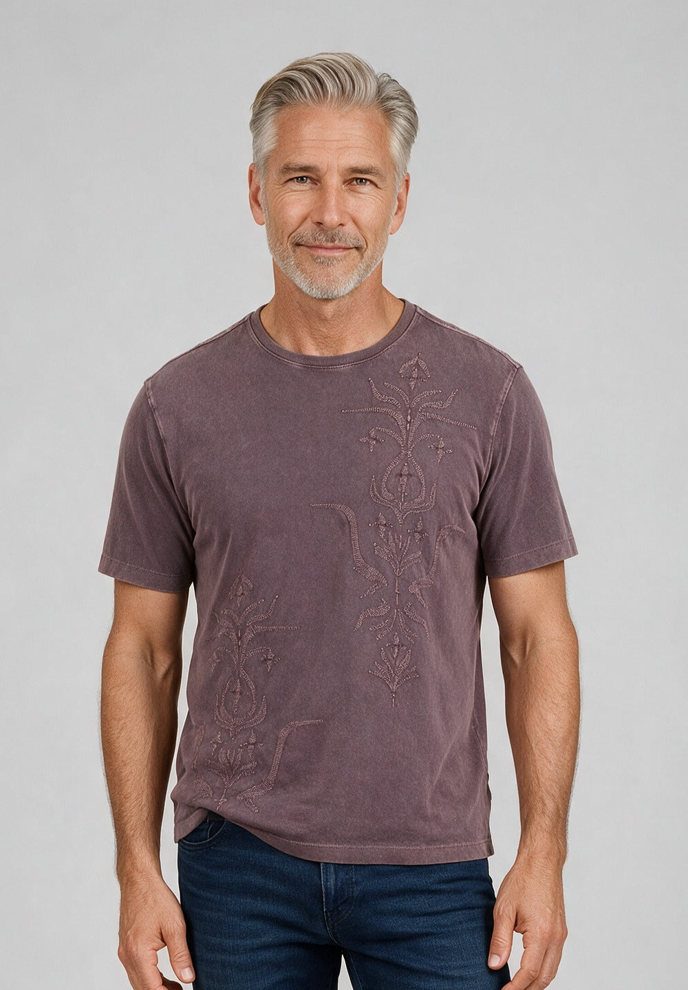 John Varvatos Gothic Embroidery Tee, Smoke Amethyst – model detail