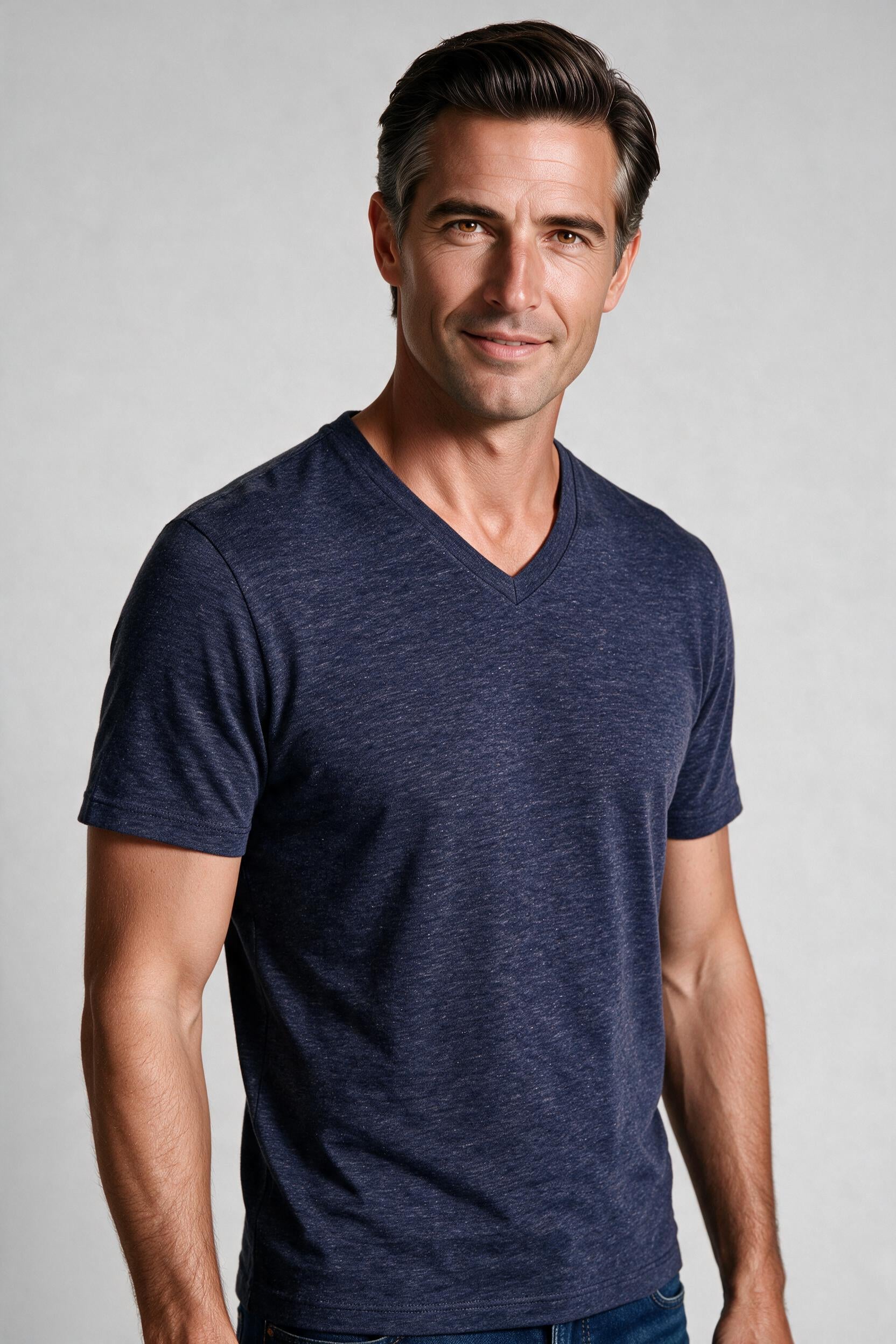 Raffi Aqua Cotton Noah V-Neck Tee in Ocean – close-up #Color_Ocean