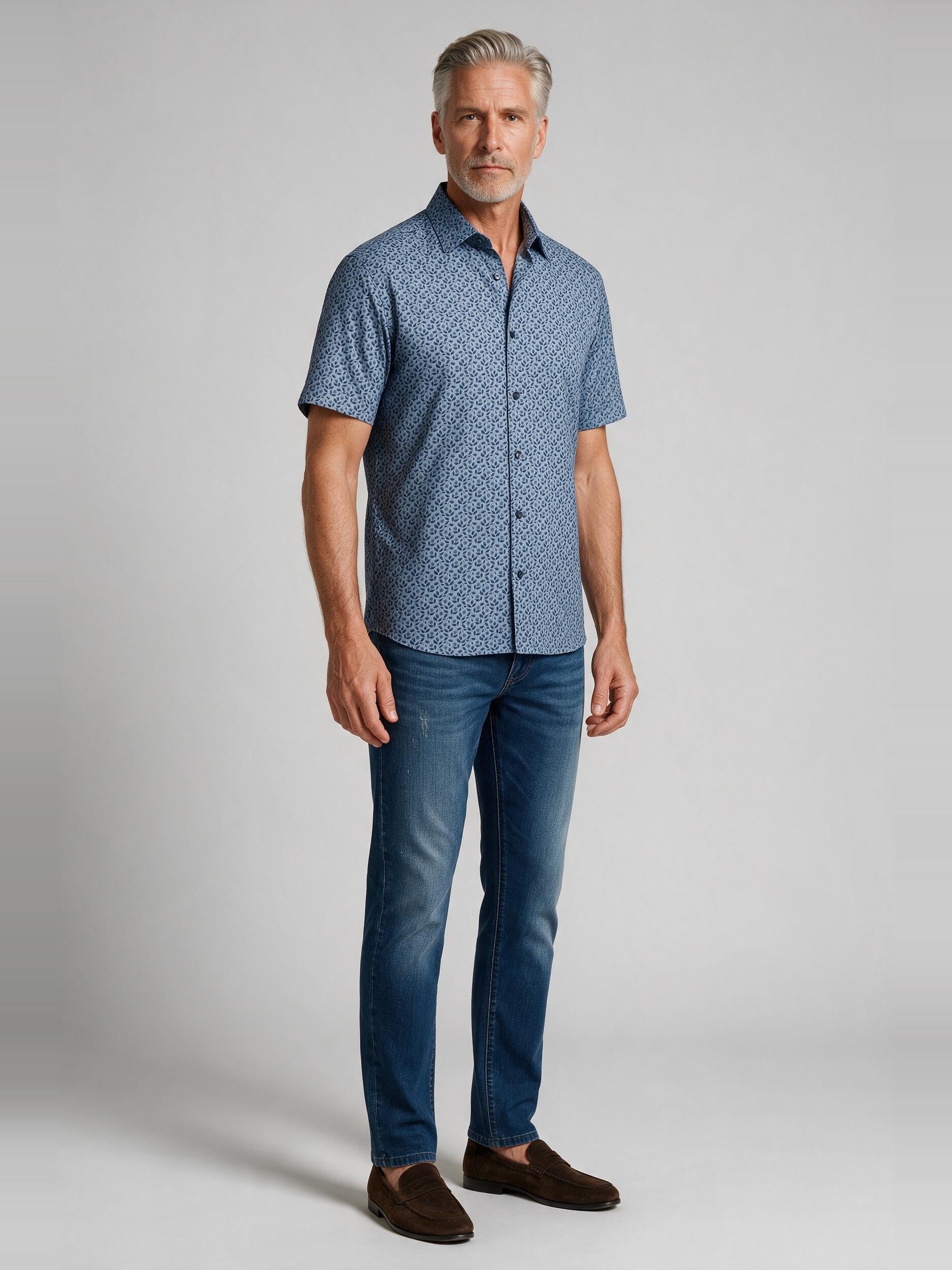 Bugatchi Ooohcotton S/S Miles Shirt, Hazy Blue, worn with denim | Mondo Uomo Naples FL