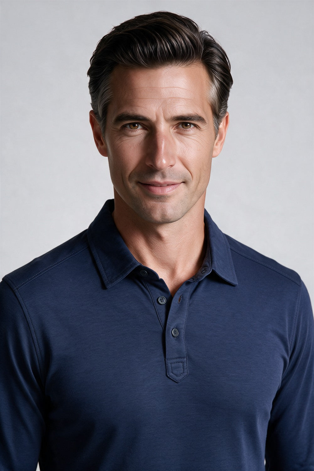 Raffi Aqua Cotton Riviera Polo in Midnight – close-up #Color_Midnight